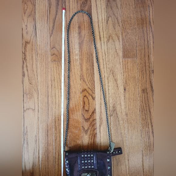 Coach - Picture 13 of 15